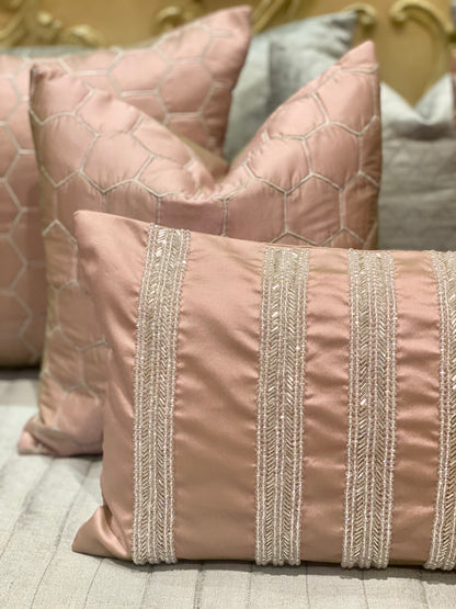 THE BLUSH PINK HONEYCOMB QUILT SET