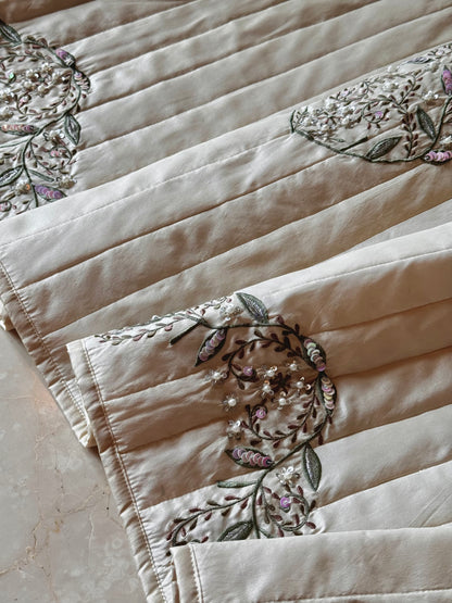 THE CREAM ELLA BED RUNNER