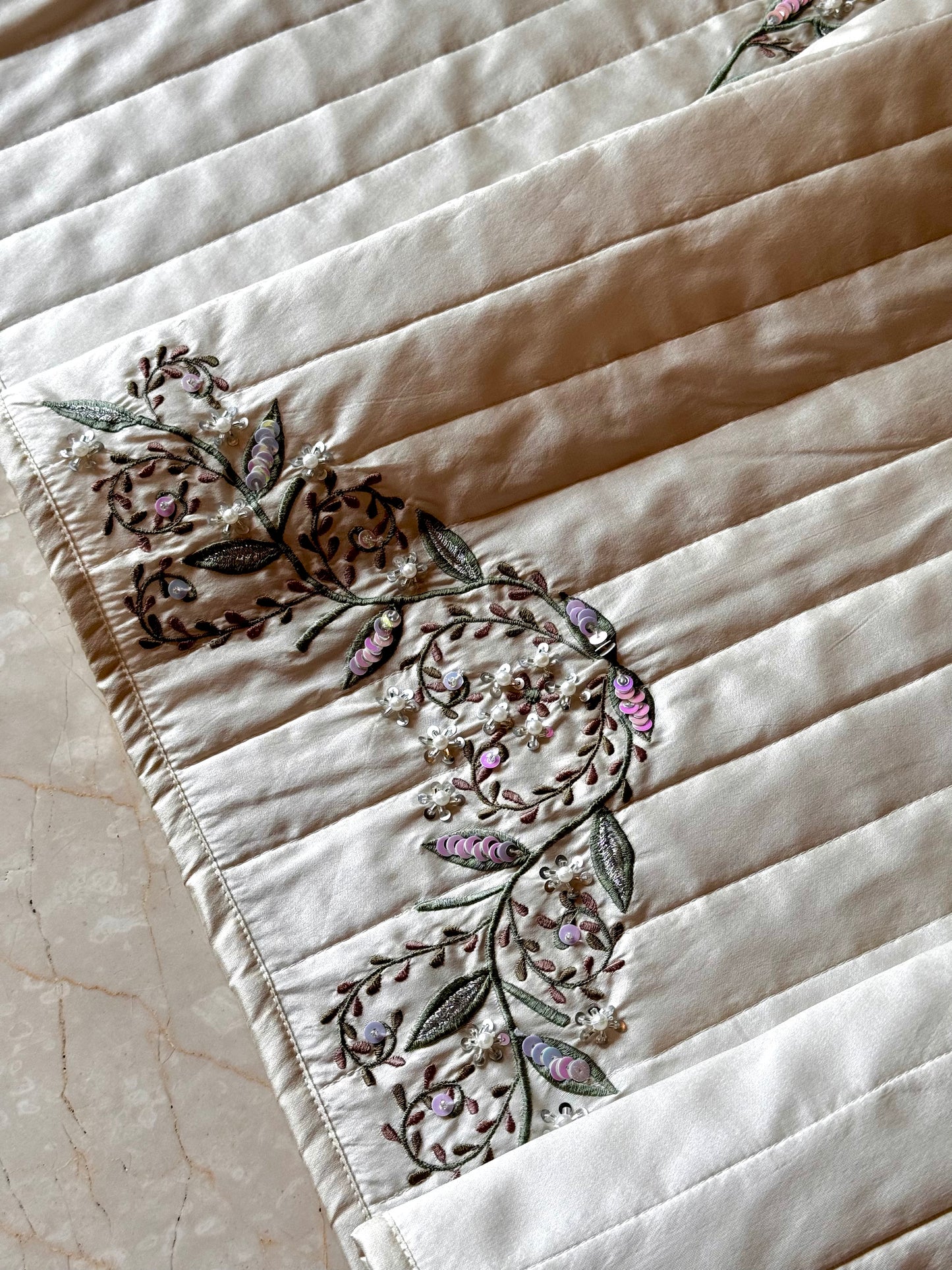 THE CREAM ELLA BED RUNNER