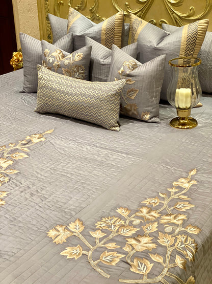 The Foliage Bedding Set