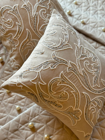 THE CARVING CUSHION COVER