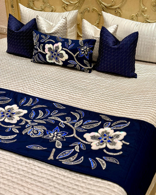 THE BLUE GARDEN BEDDING SET