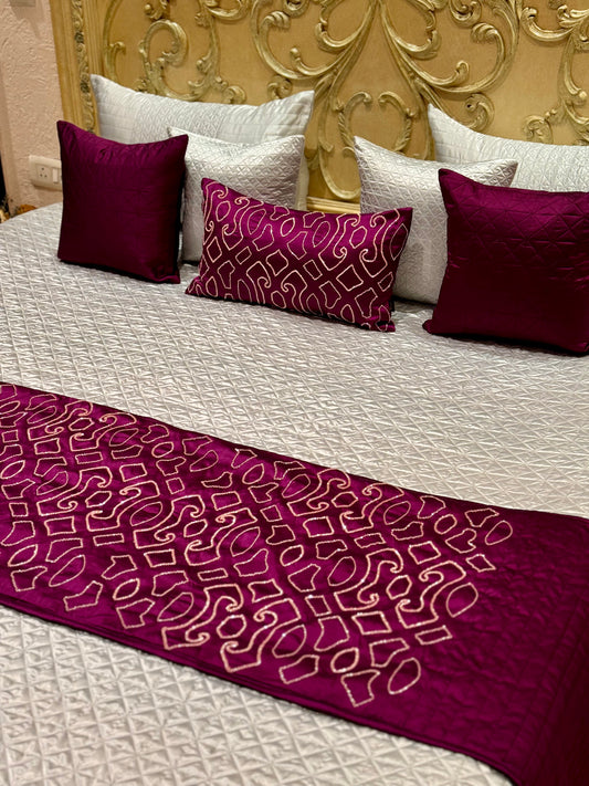 THE WINE & SILVER BEDDING SET