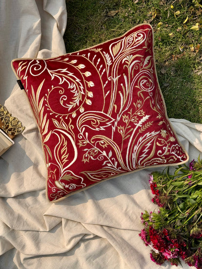 THE MAROON SAVANNAH CUSHION