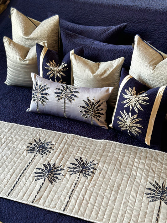 THE BLUE COCONUT BEDDING SET