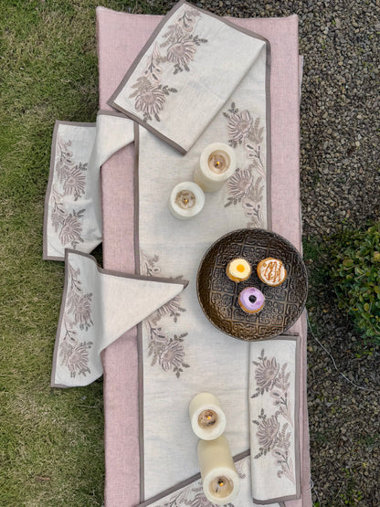 THE BEIGE HONEYSUCKLE DINING SET