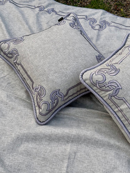 THE GREY RITZY CUSHION