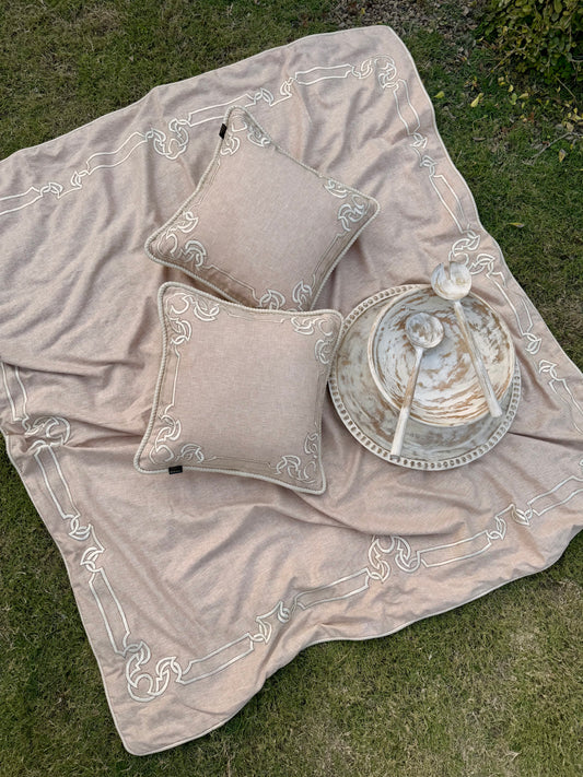 THE BLUSH RITZY THROW