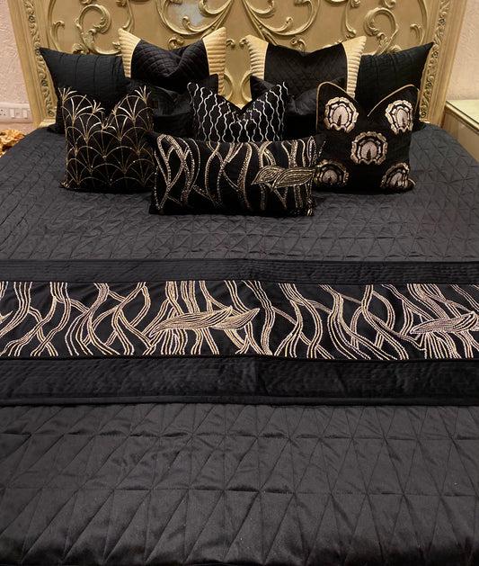 THE MAZE BEDDING SET