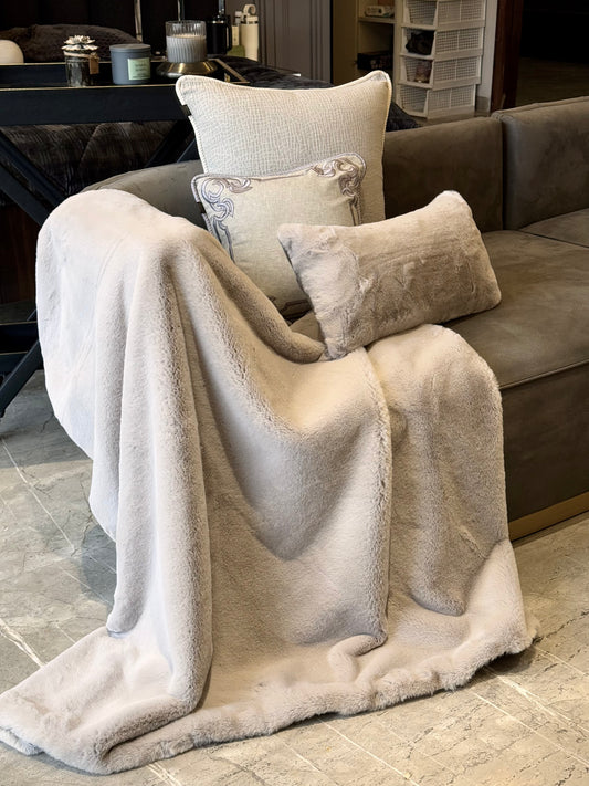 THE WASHED GREY FUR THROW