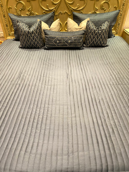 THE GREY SYMPHONY BEDDING SET