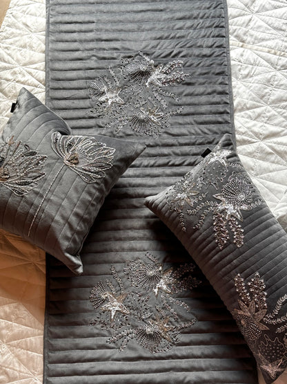 THE GREY SEA REEF BEDDING SET