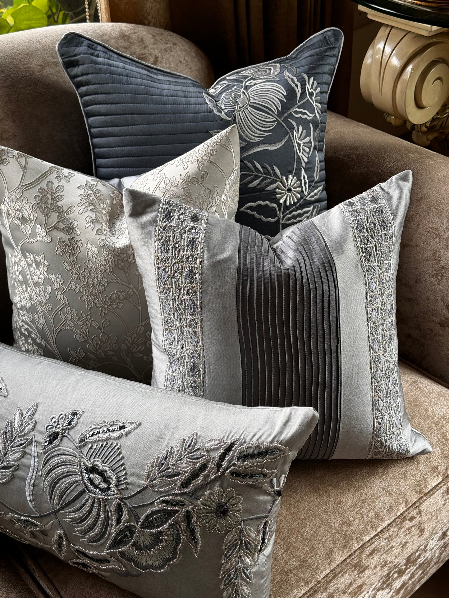 THE GREY ORCHID CUSHION COVER