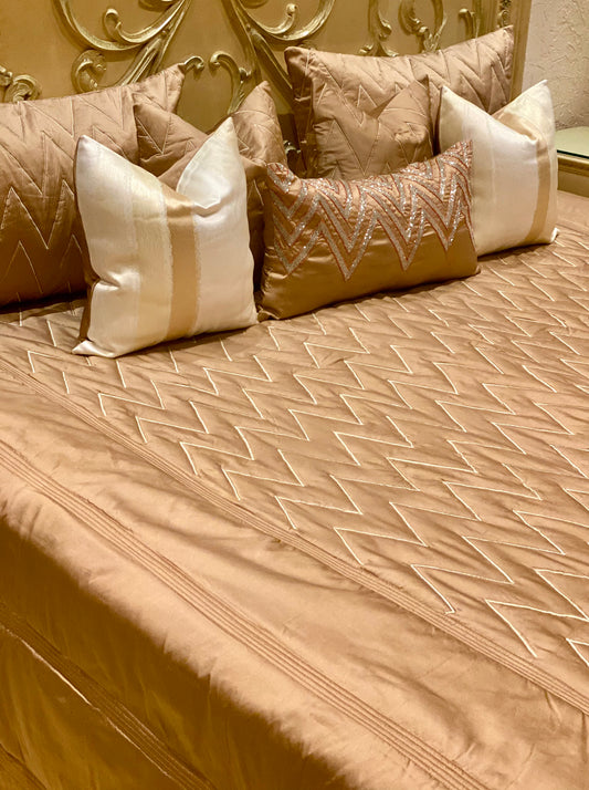 THE PEACH WAVES BEDDING SET