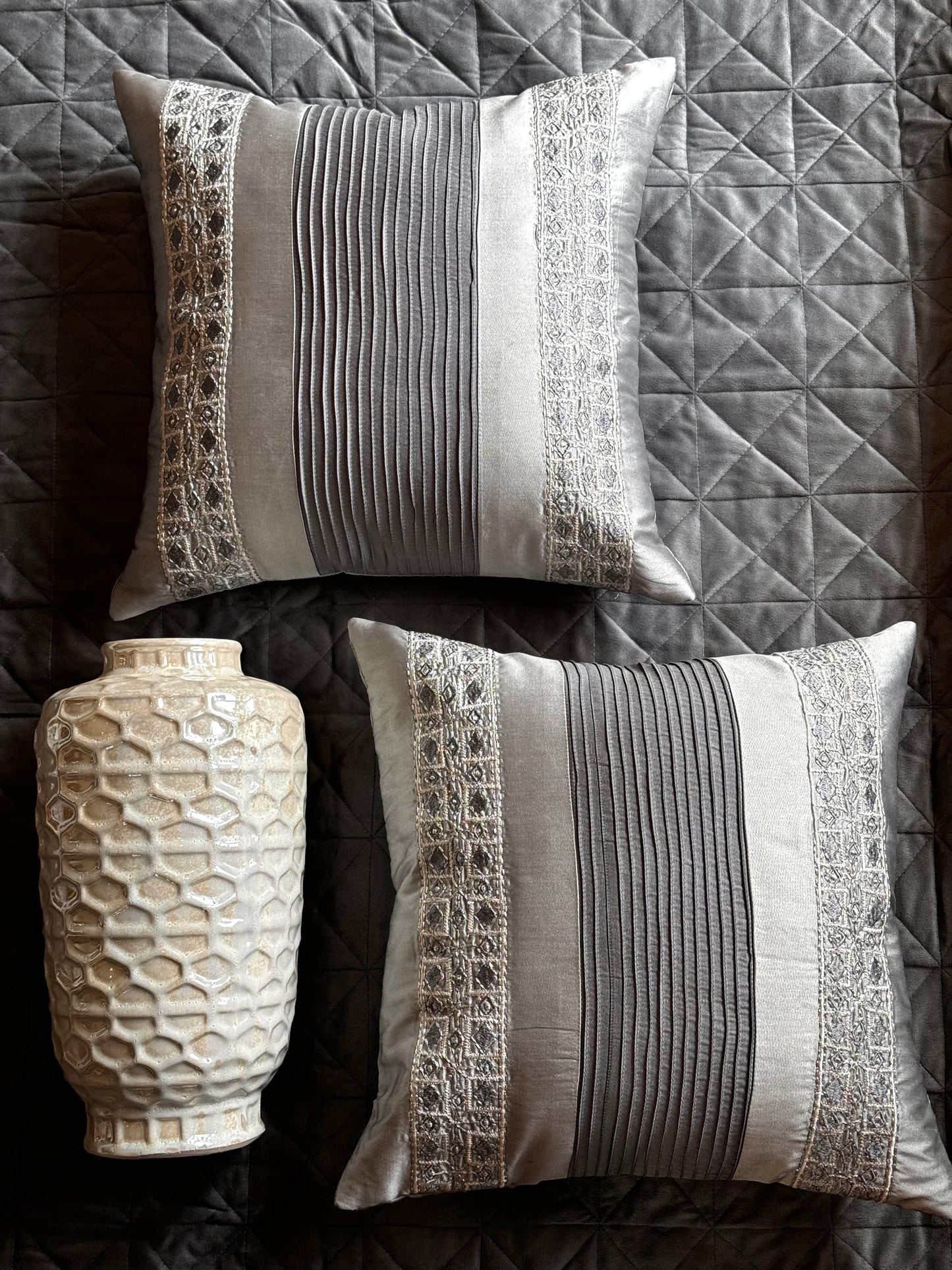 GREY FLINT ACCENT CUSHION COVER