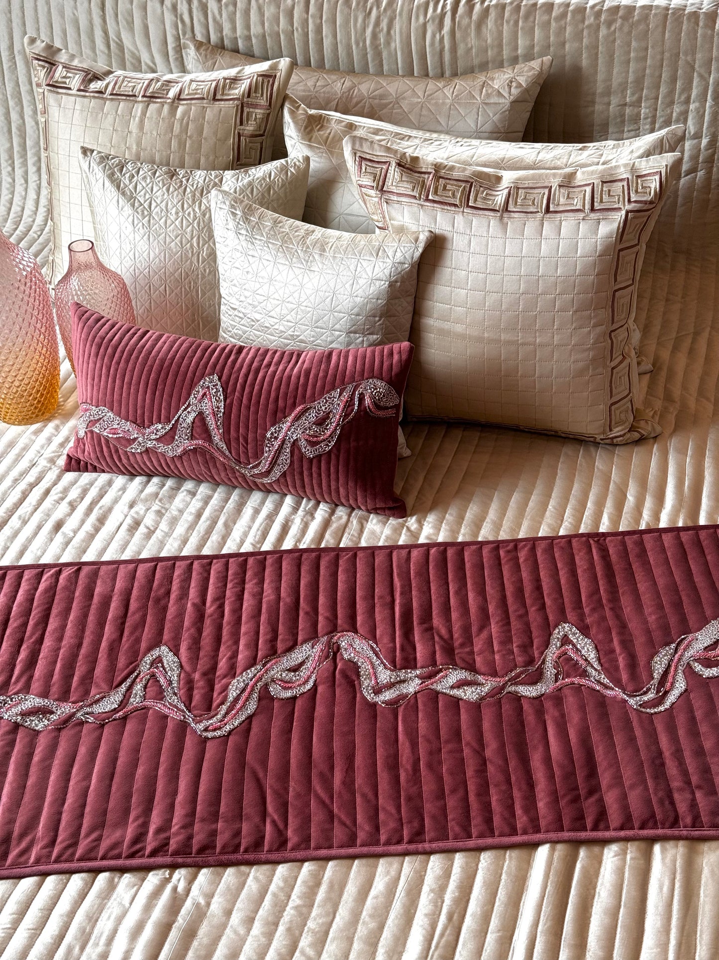 THE PINK MOLTEN BED RUNNER