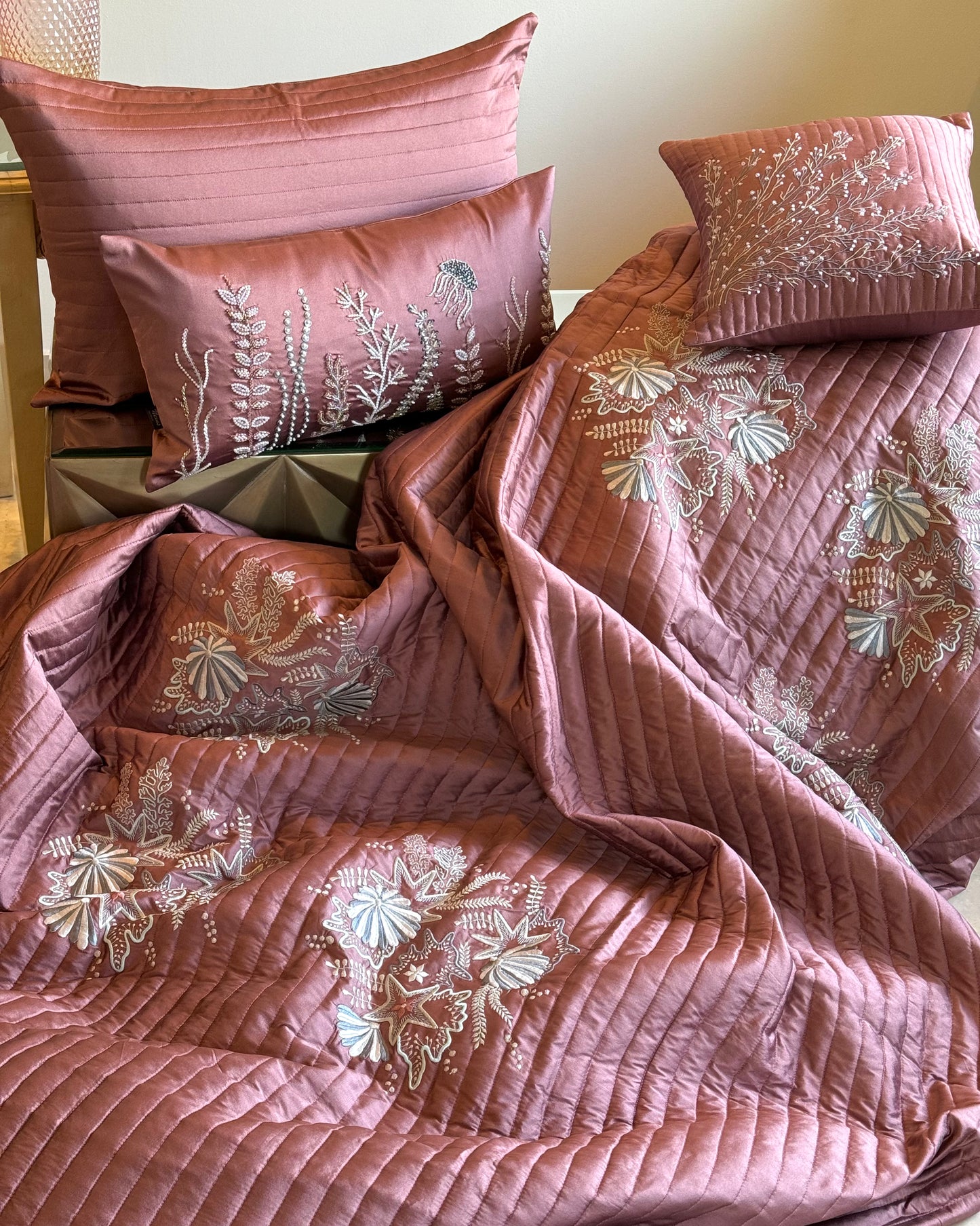 THE PINK OCEANS HEART BEDDING SET