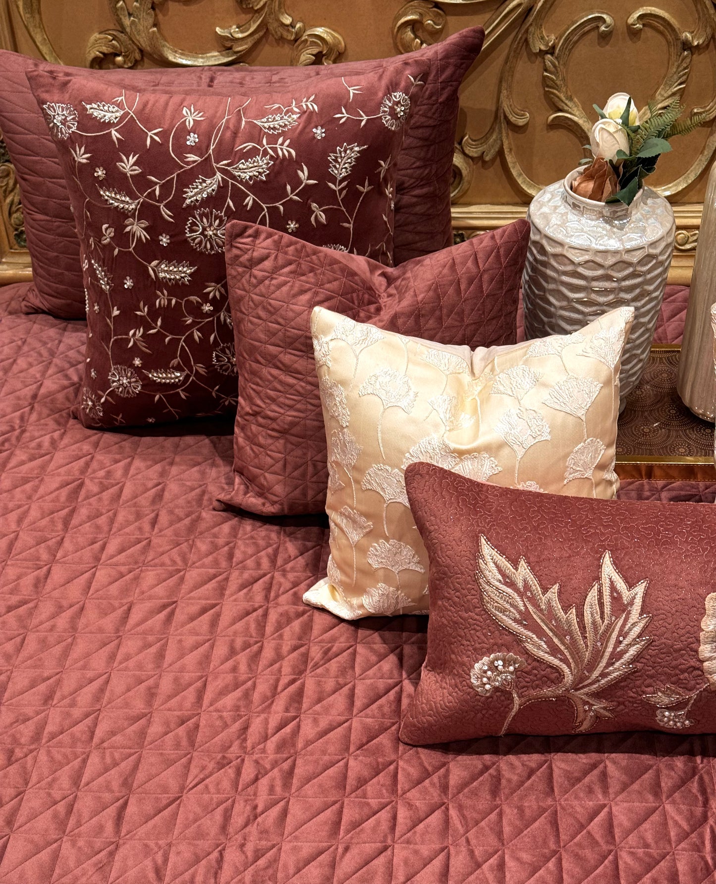 The Pink Iris Bedding Set