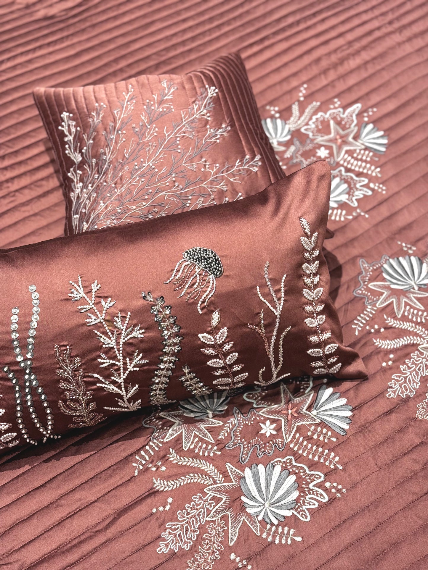 THE PINK OCEANS HEART BEDDING SET