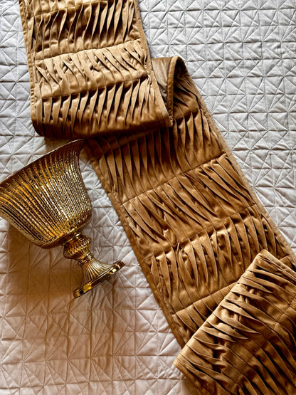 THE GOLD PLEATED BED RUNNER