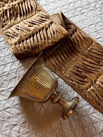 THE GOLD PLEATED BED RUNNER