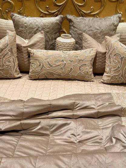 THE CARVING QUILT SET