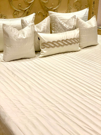 THE PEARL DREAMS BEDDING SET