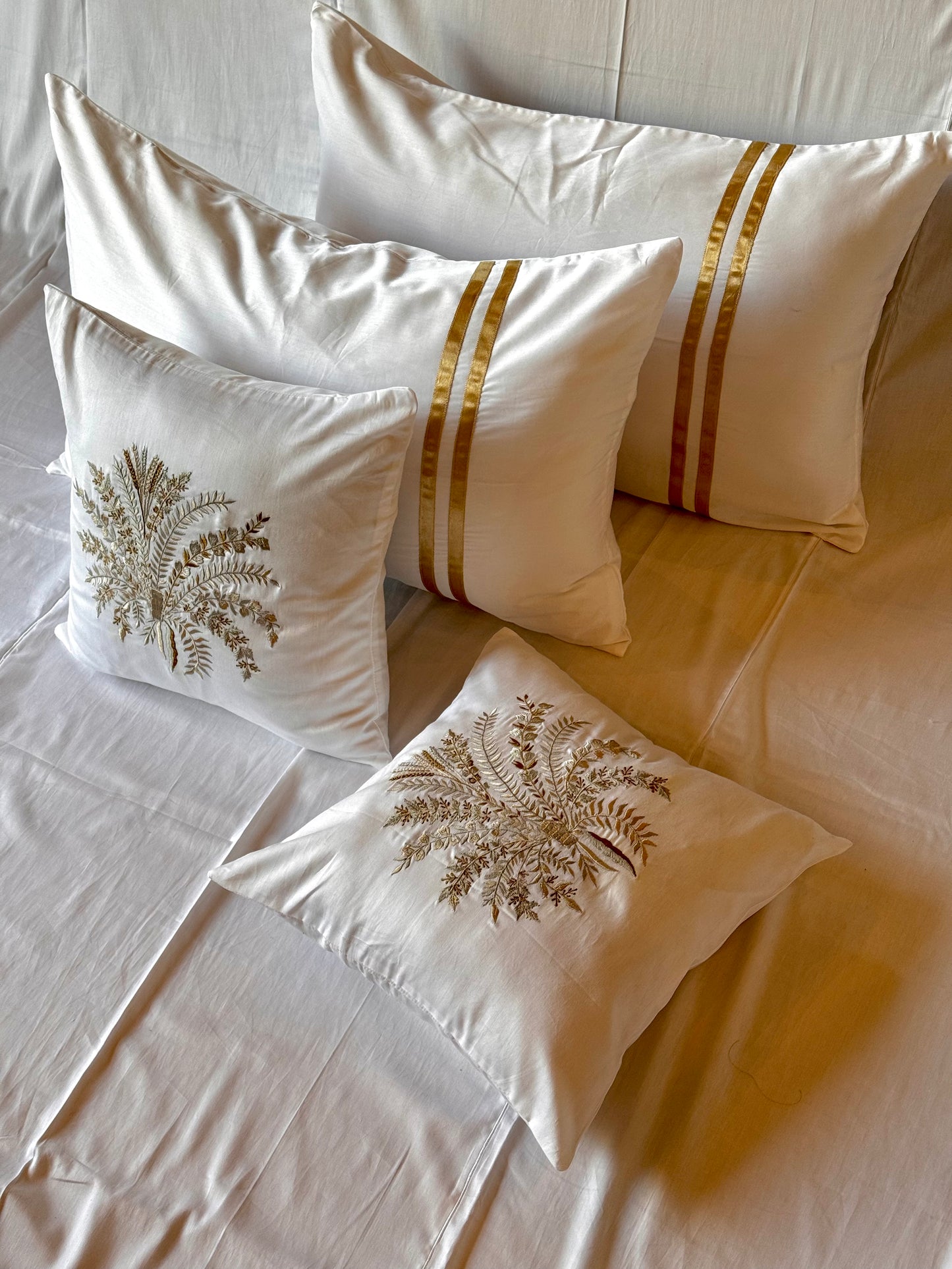 THE PEARL OYSTER BEDSHEET