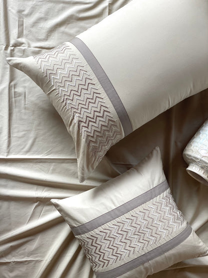 THE MODISH BEDSHEET SET