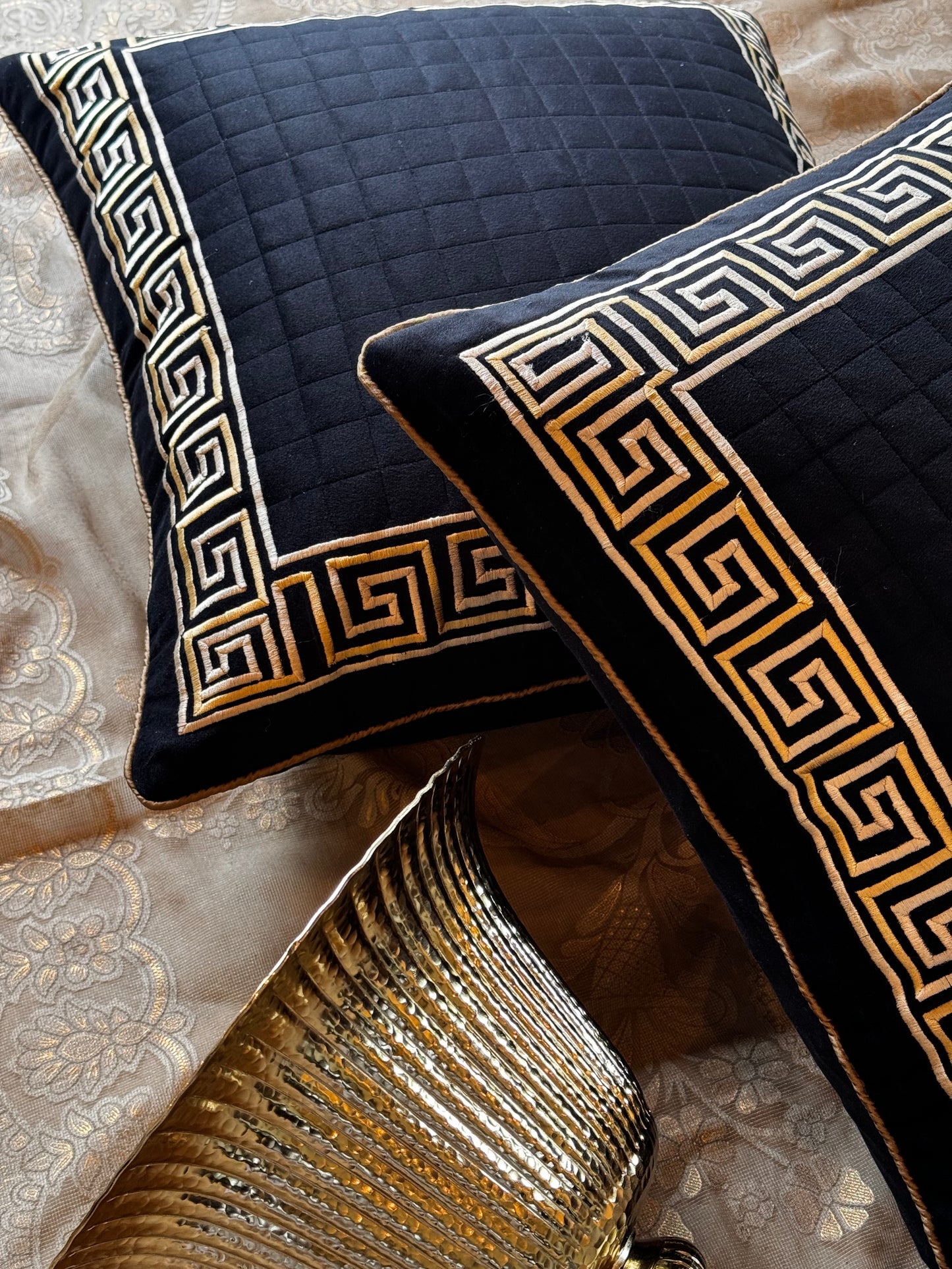 THE BLACK MEDUSA CUSHION COVER