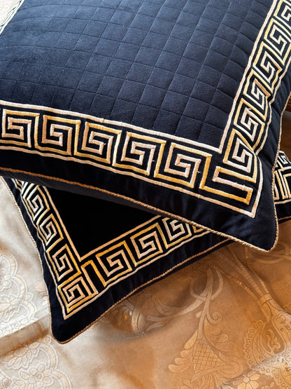 THE BLACK MEDUSA CUSHION COVER