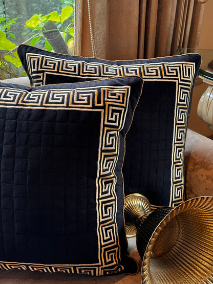 THE BLACK MEDUSA CUSHION COVER