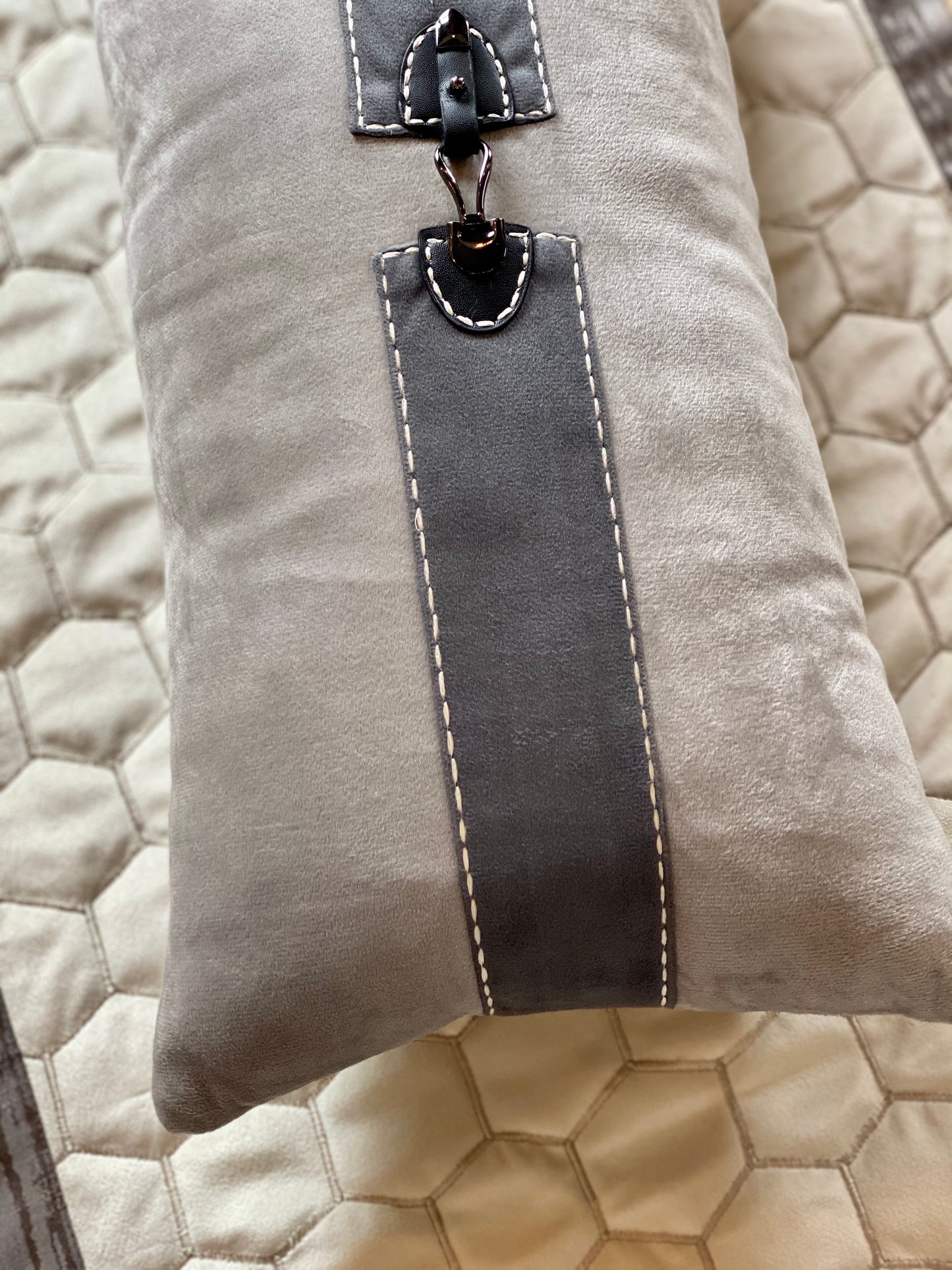 THE GREY BELTED SPINE CUSHION (WITH INSERT)