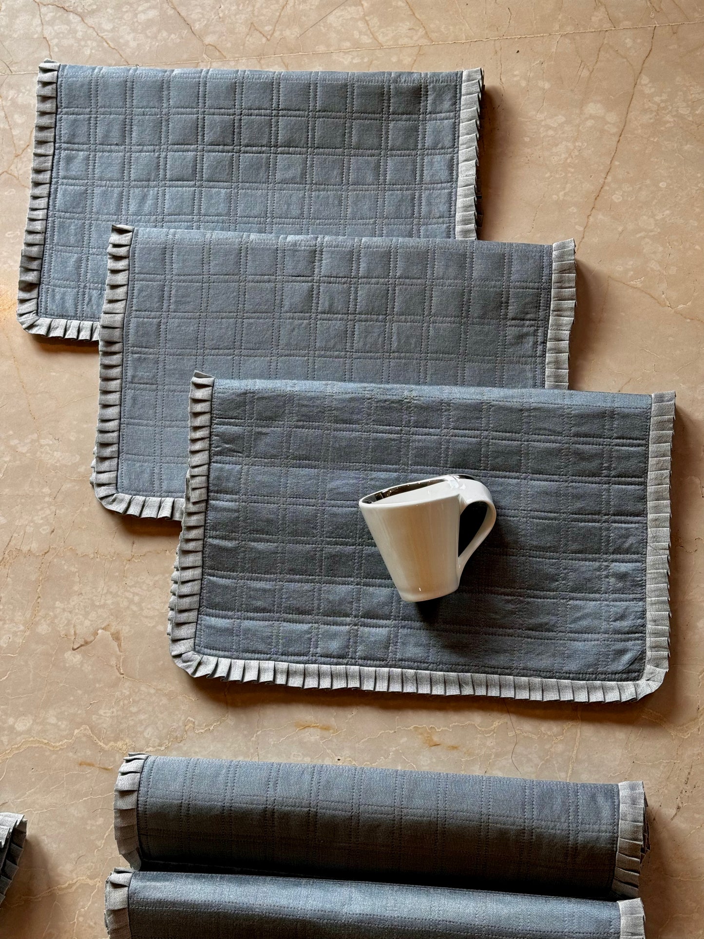 THE GREY PLEAT TABLE LINEN