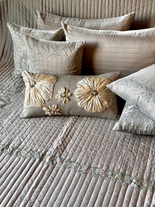 The Nora Bedding Set