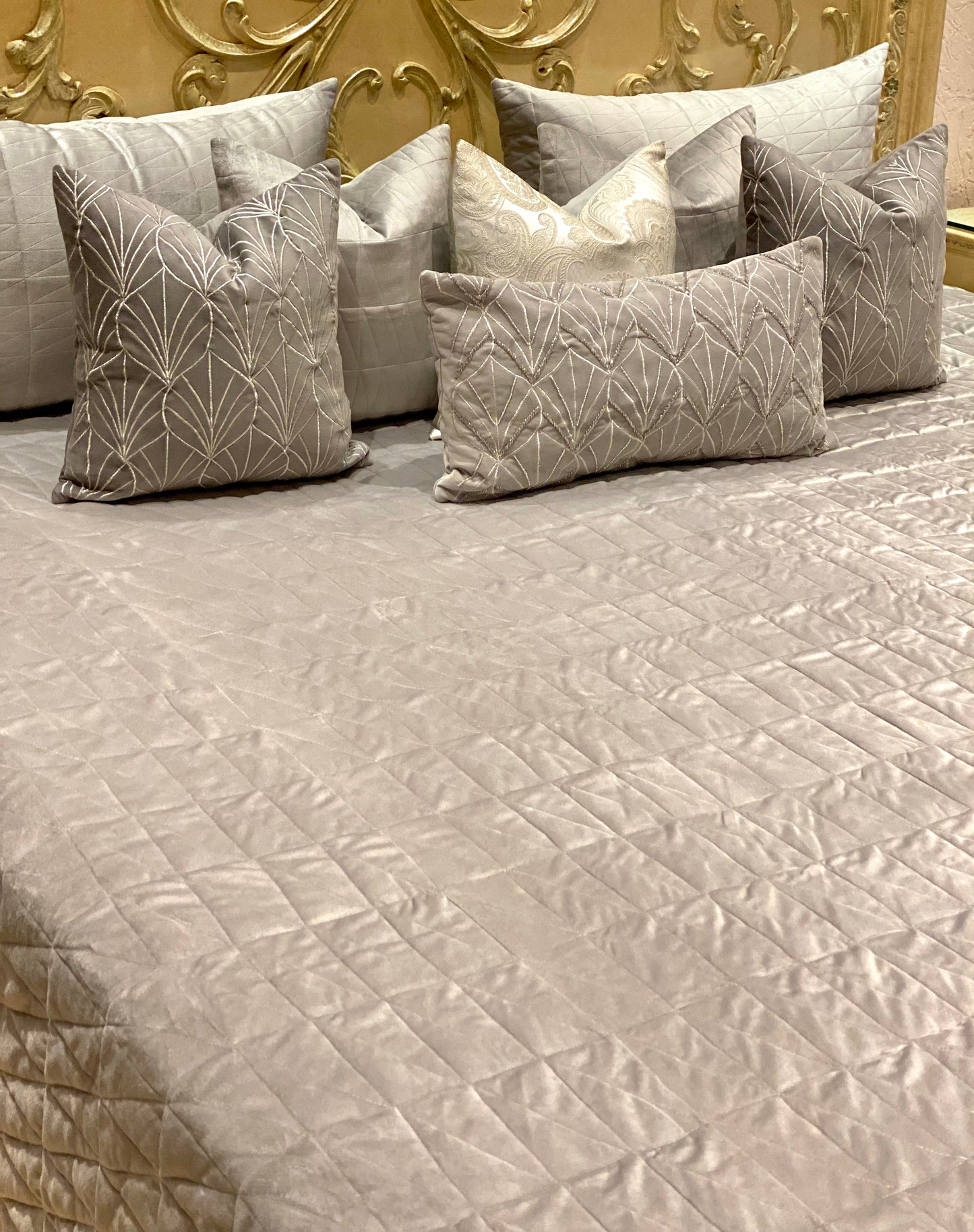 The Light Grey Armor Bedding Set