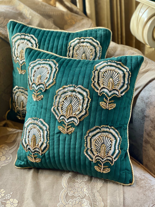 THE EMERALD SHOWER CUSHION COVER