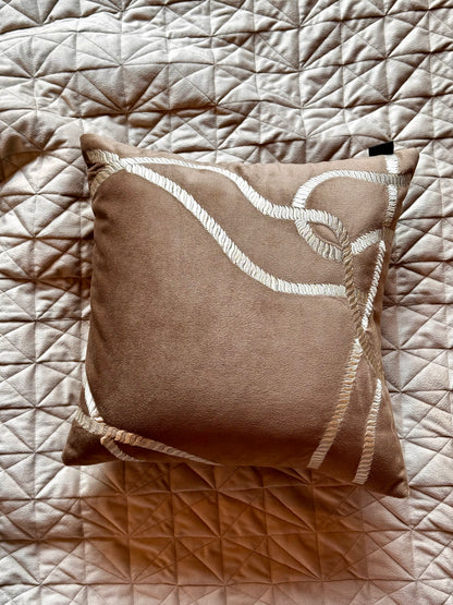 THE BROWN ROPE CUSHION COVER