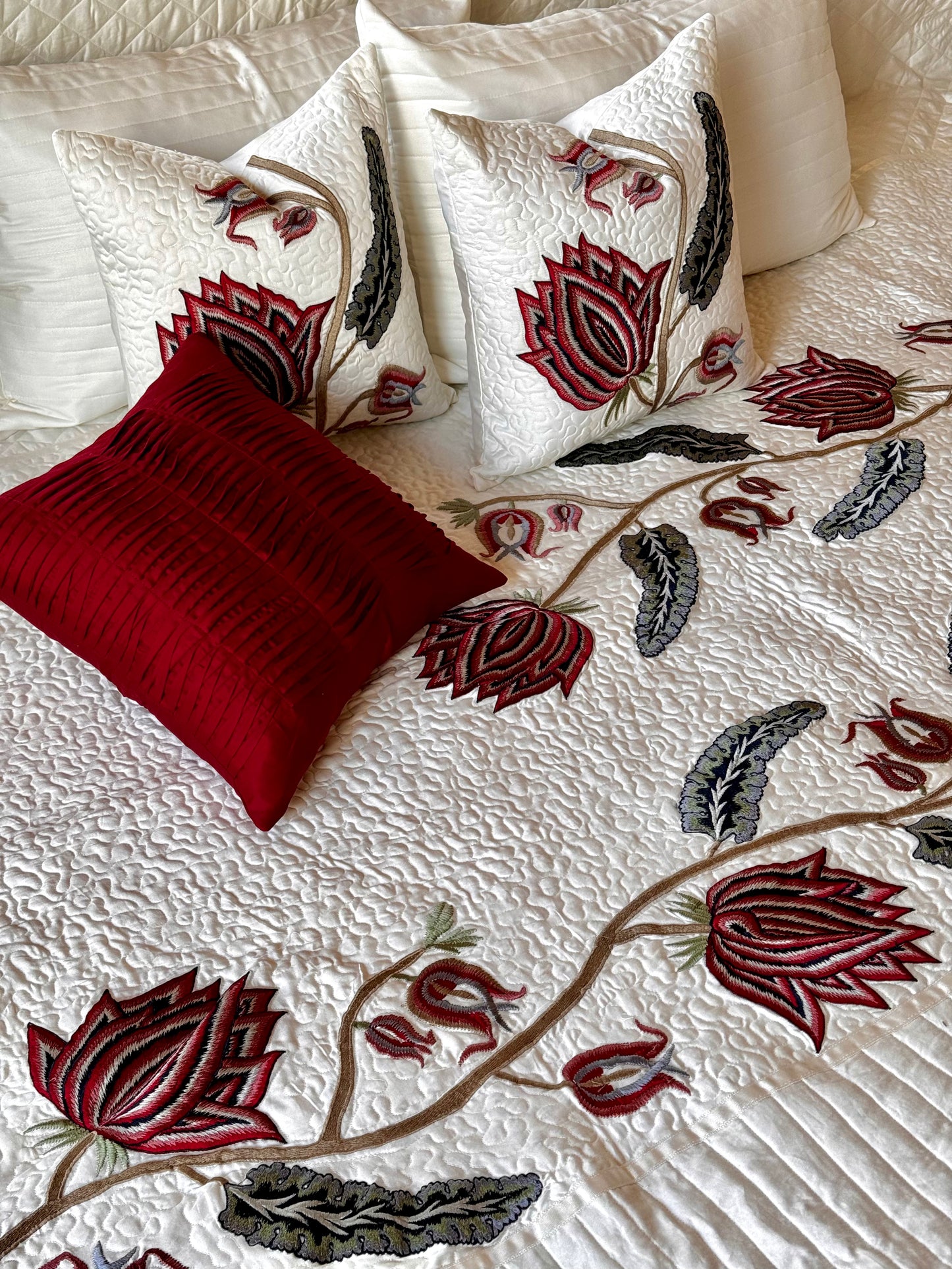 THE AMALFI BEDDING SET