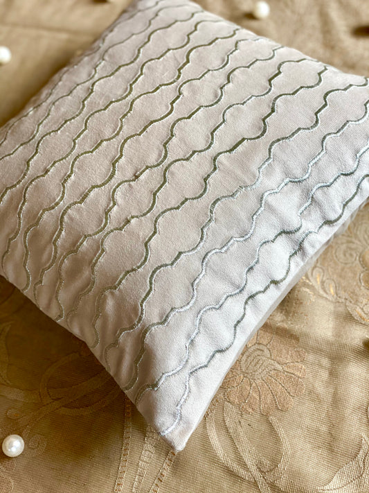 THE IVORY ZARI CUSHION COVER