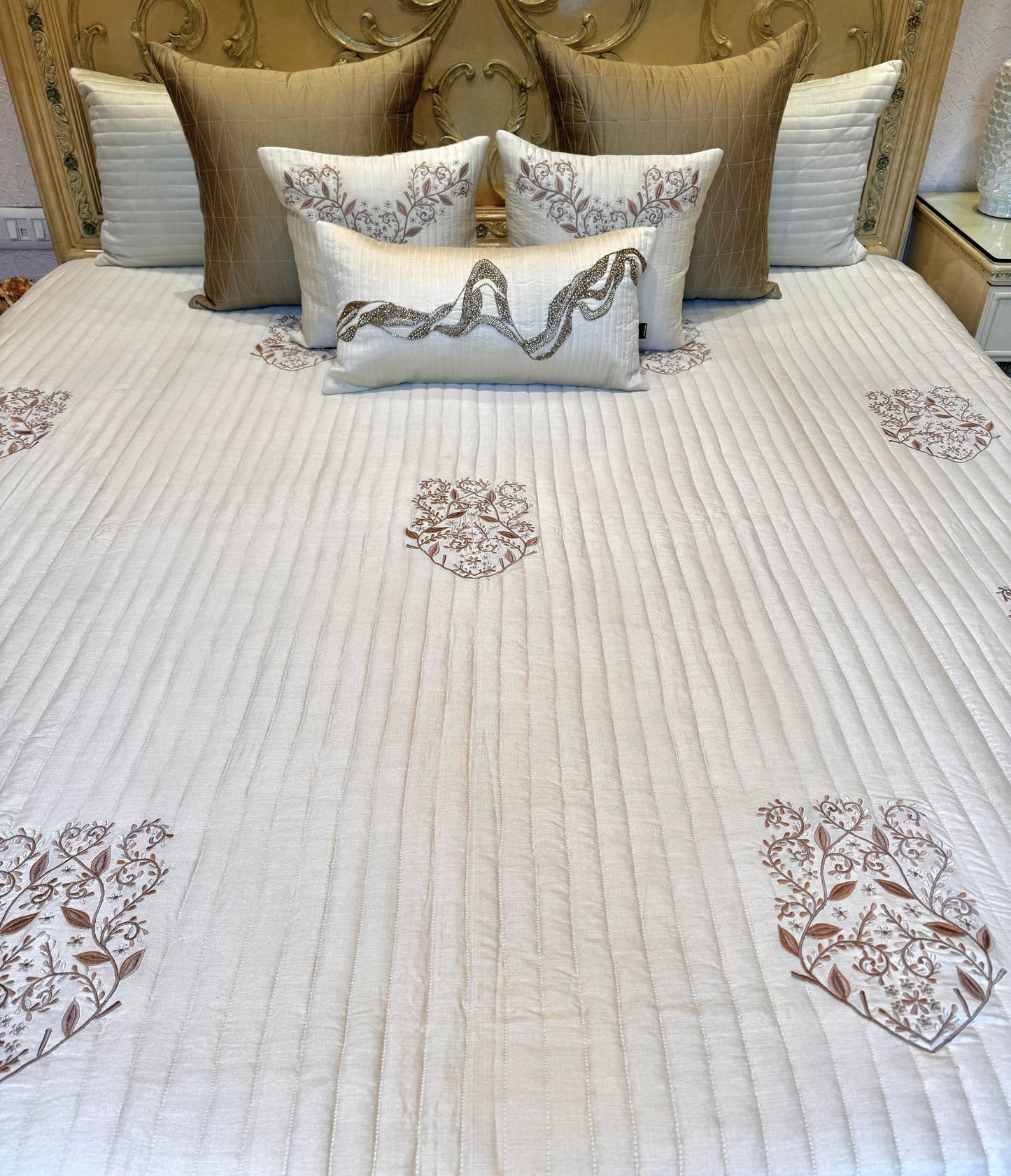 THE EMB. BEIGE ELLA BEDDING SET