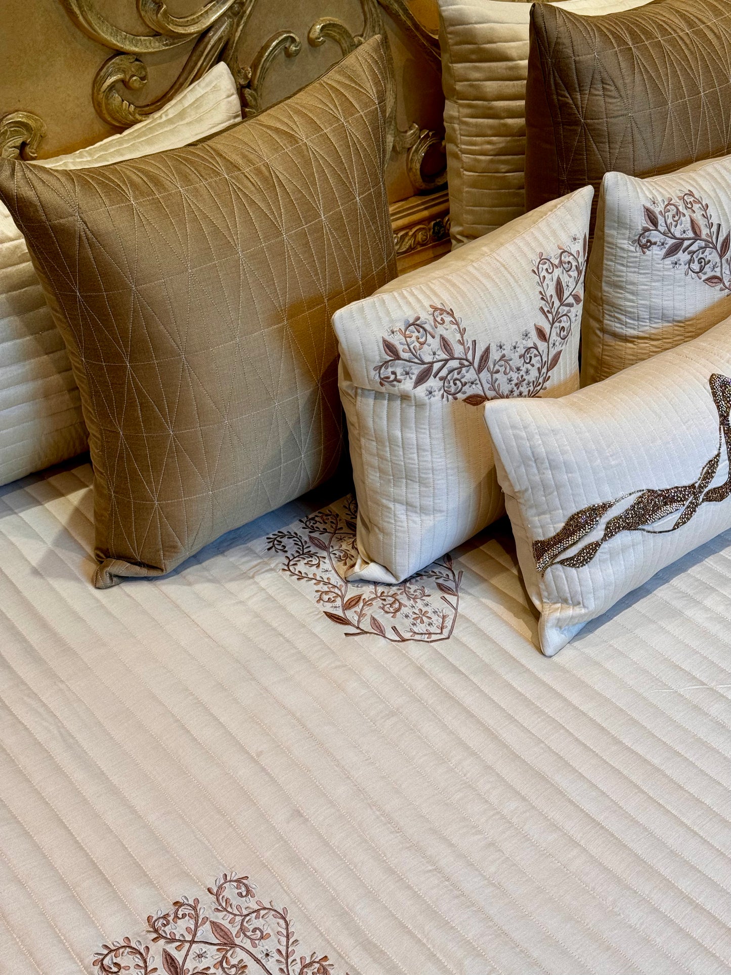 THE EMB. BEIGE ELLA BEDDING SET