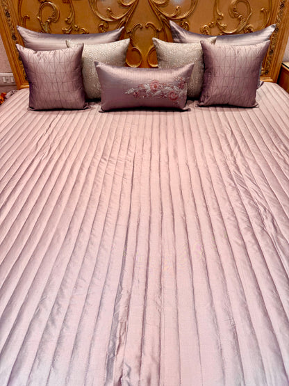 THE WISTERIA BEDDING SET