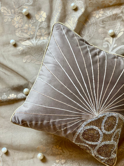 THE GOLD SUN CUSHION COVER