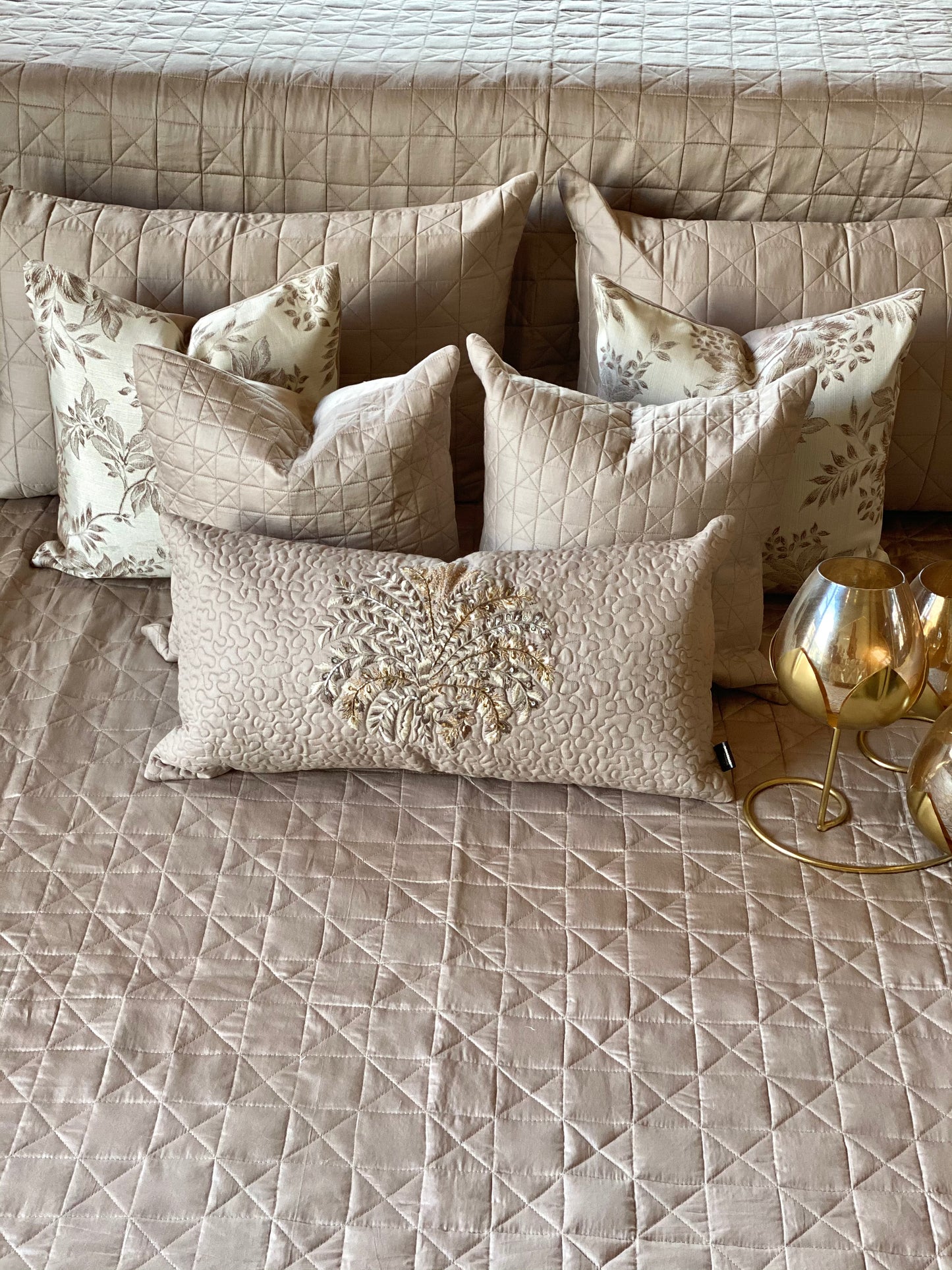 THE OYSTER BEDDING SET