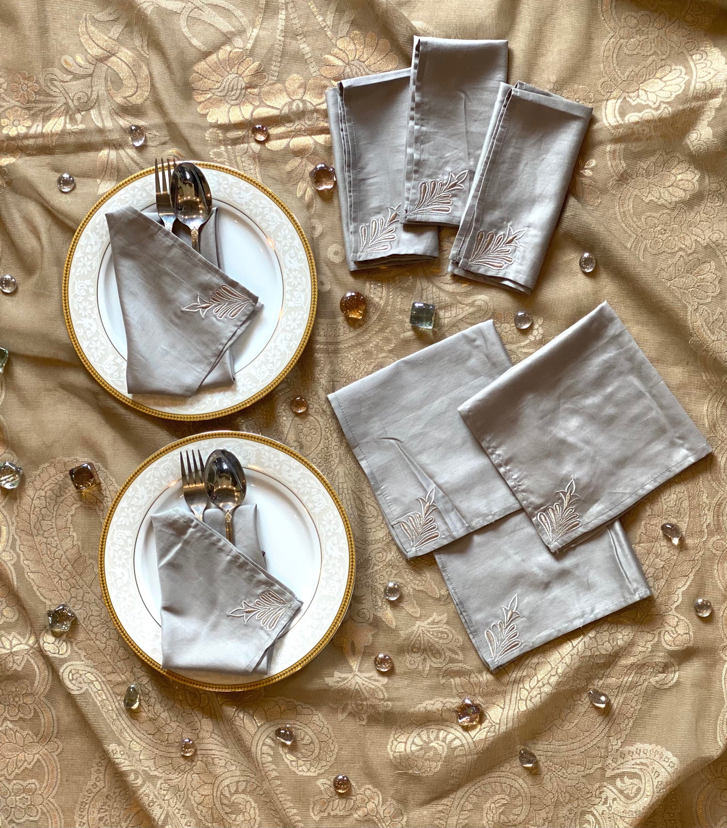 THE GREY MOTIF NAPKINS