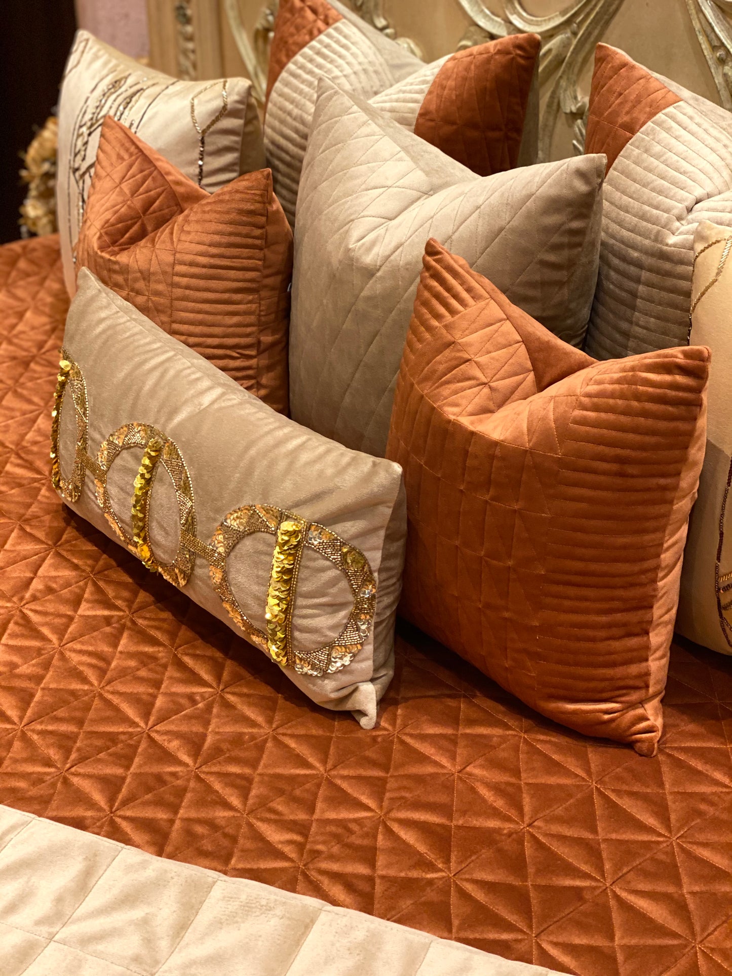 THE RUST MONARCHY SUEDE BEDDING SET