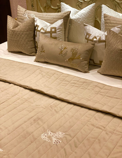 THE CAPPUCCINO SUEDE FALCON BEDDING SET