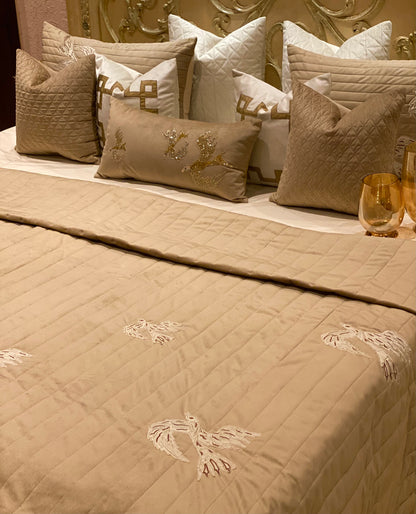 THE CAPPUCCINO SUEDE FALCON BEDDING SET