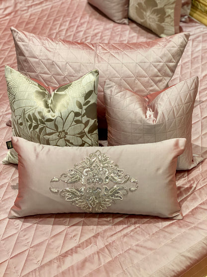 THE MAJESTY BEDDING SET